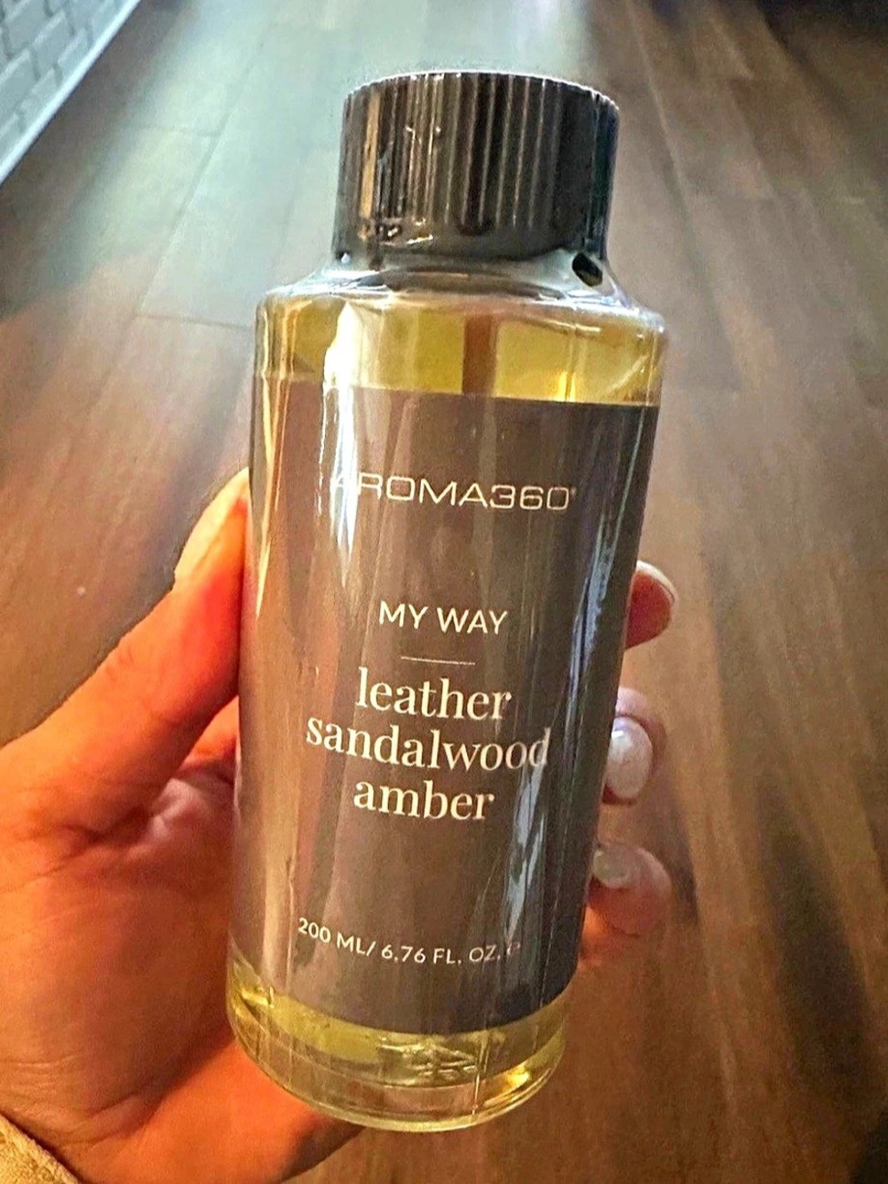 Aroma360 My Way Fragrance Oil Leather Sandalwood Amber 200 mL